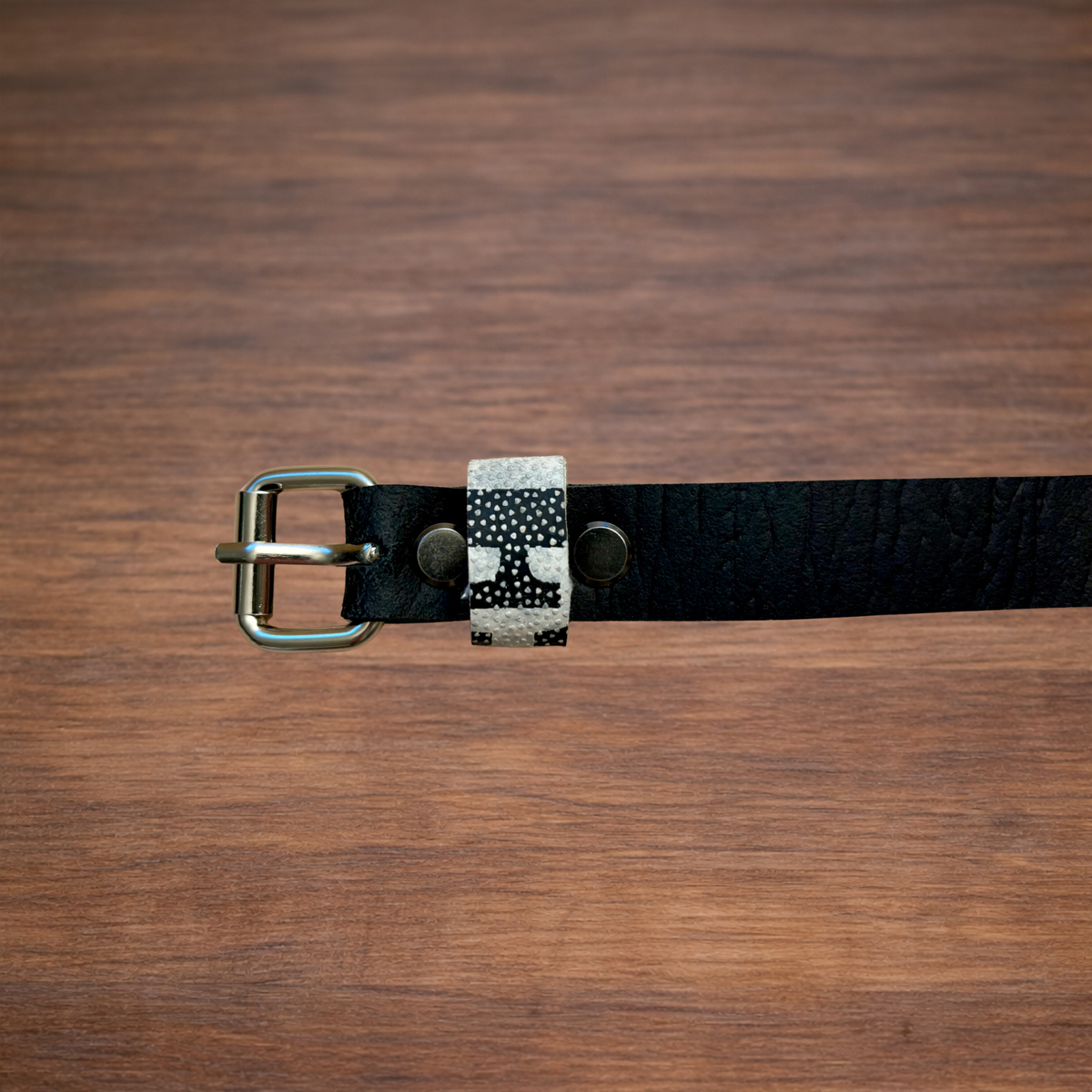 Collier pour chien en ballon de rugby recyclé et cuir