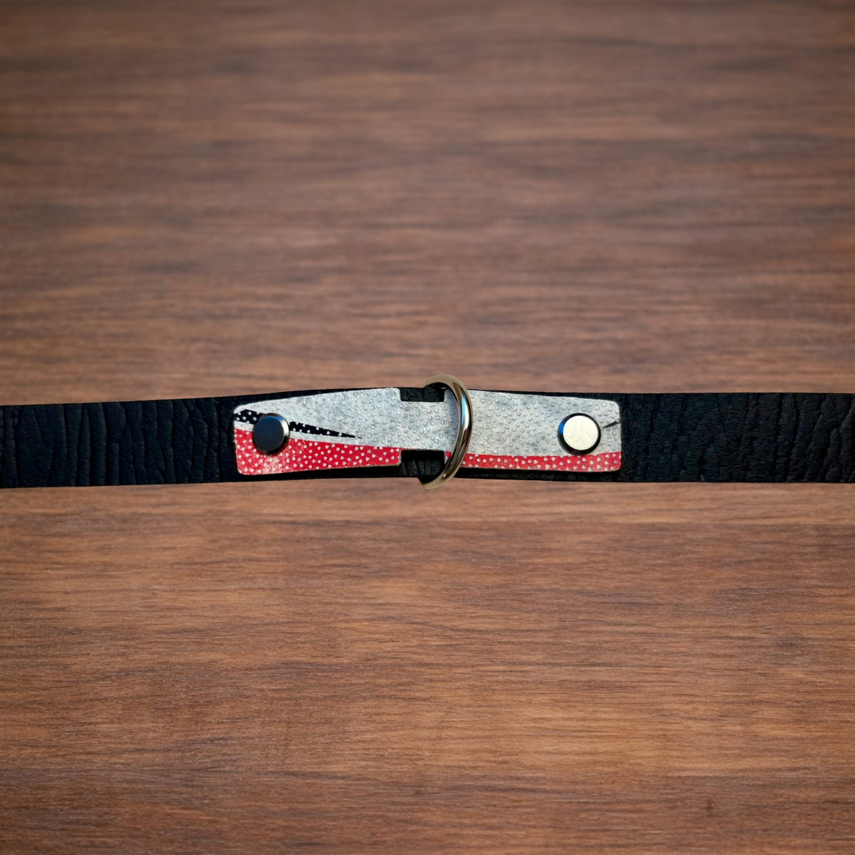 Collier pour chien en ballon de rugby recyclé et cuir
