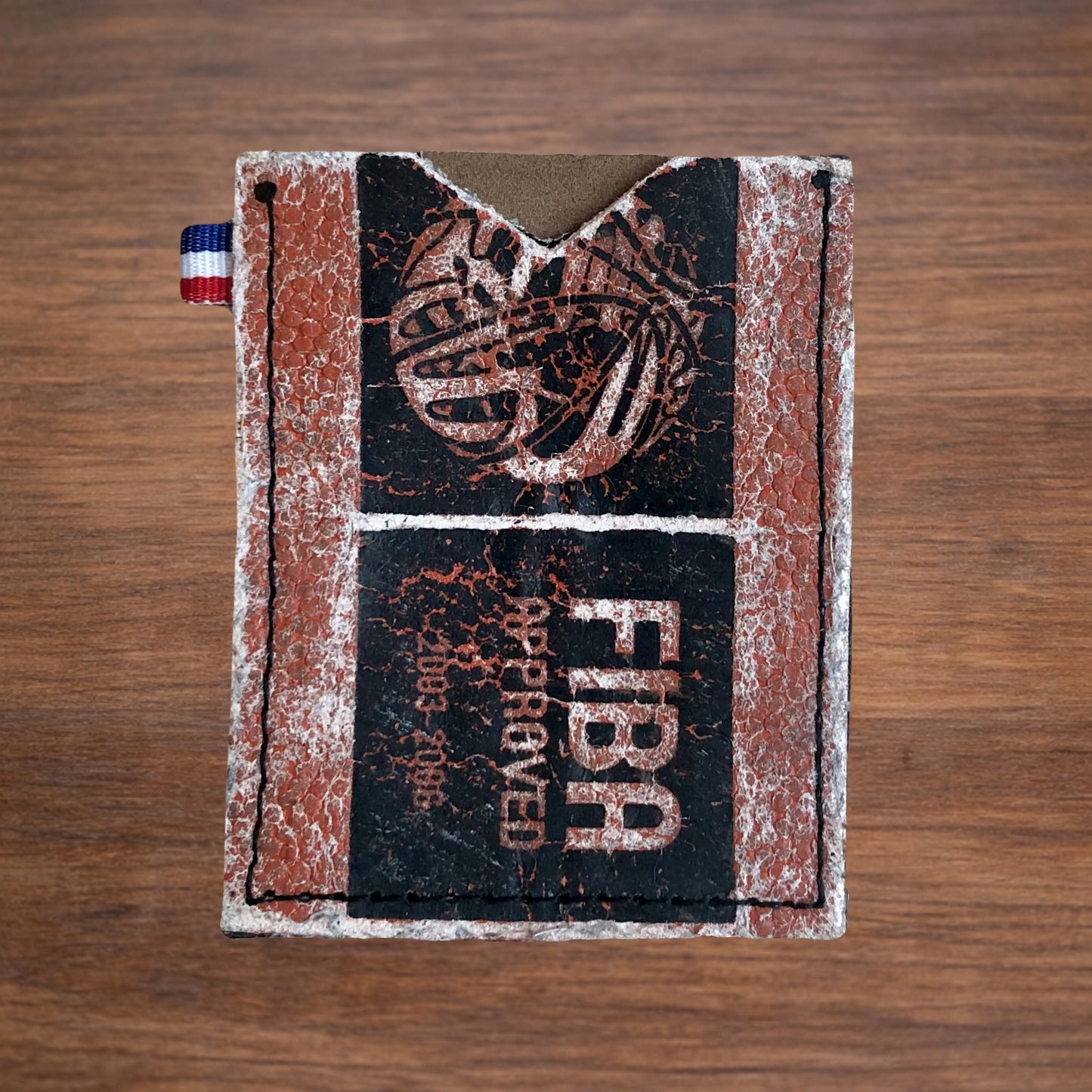 Porte-CB en ballon de basket recyclé FIBA APPROVED