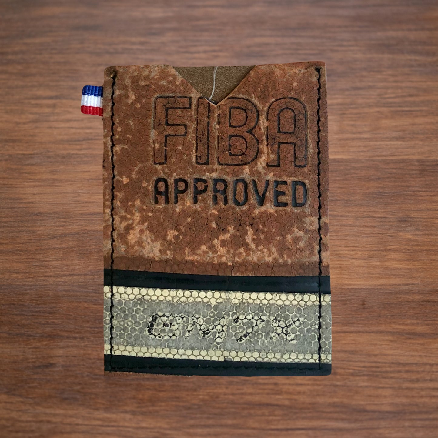 Porte-CB en ballon de basket recyclé "FIBA APPROVED"