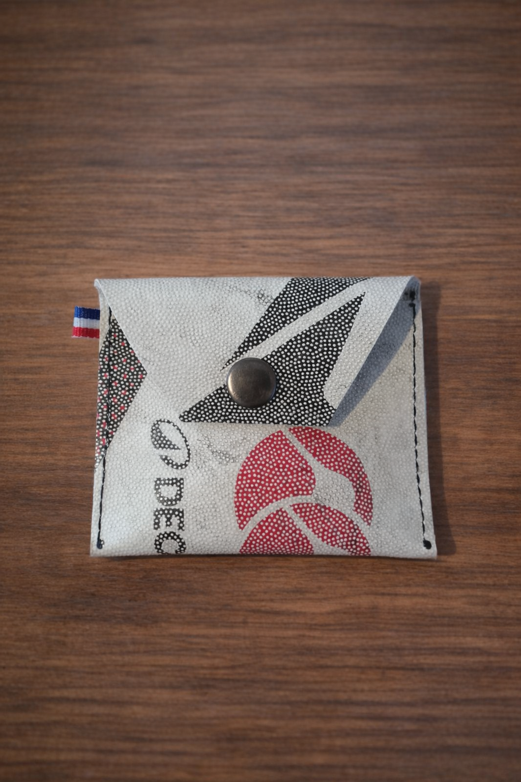 Pochette Porte-monnaie en ballon de Rugby recyclé