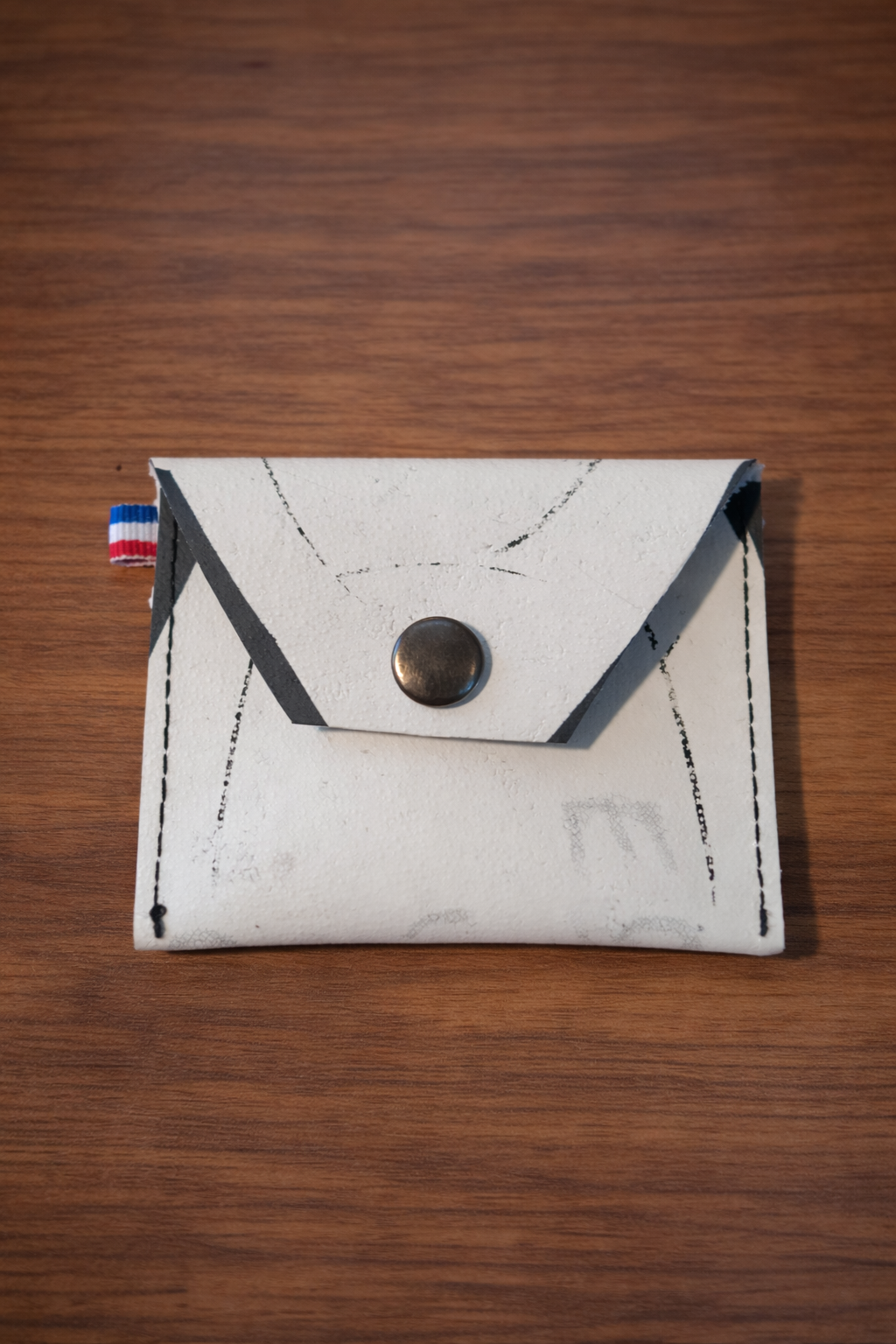 Pochette Porte-monnaie en ballon de Rugby recyclé