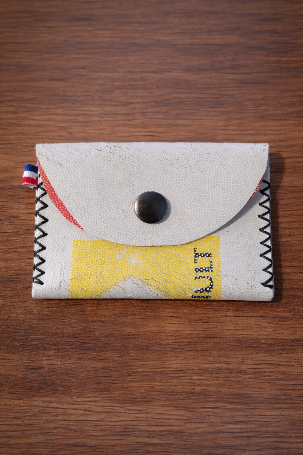 Pochette Porte-monnaie en ballon de Rugby recyclé