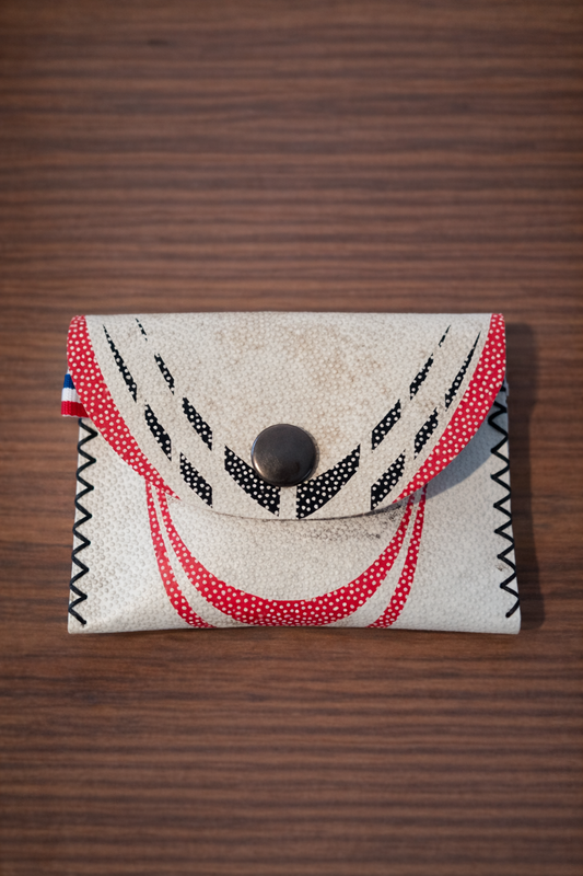 Pochette Porte-monnaie en ballon de Rugby recyclé