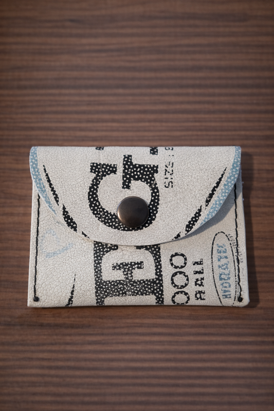 Pochette Porte-monnaie en ballon de Rugby recyclé