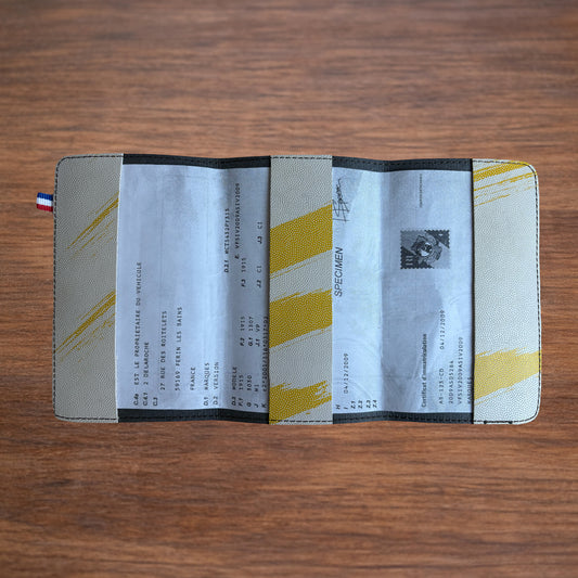 Protection carte-grise en ballon de Rugby recyclé et cuir